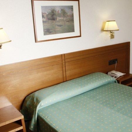 Hotel Yit Conquista De Toledo Dış mekan fotoğraf