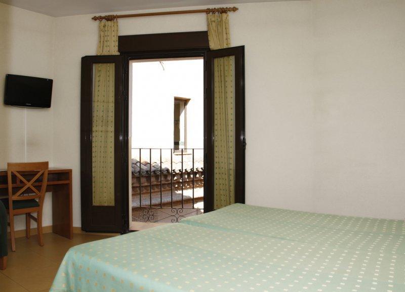 Hotel Yit Conquista De Toledo Dış mekan fotoğraf